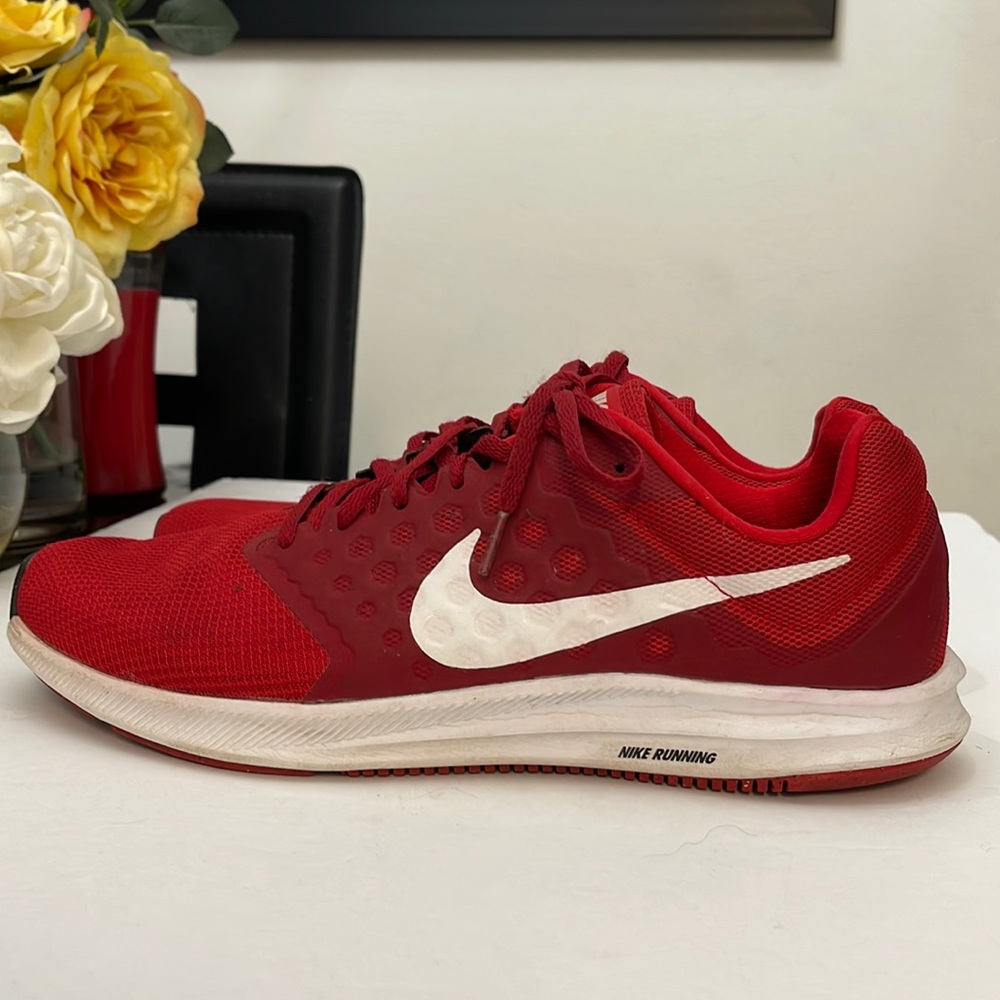 Nike Downshift Ter 7 Running Sneakers Mens Size 11 Gem